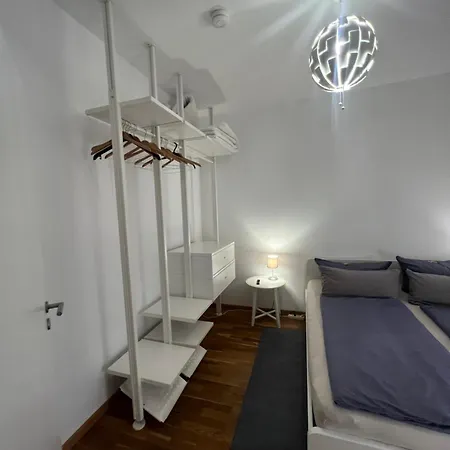 Zentrales City-appartment דירה *
